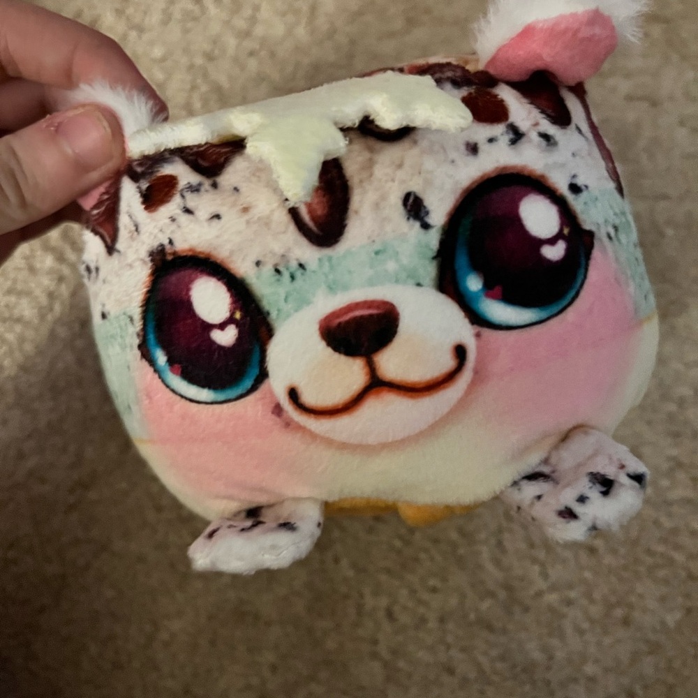 Adorable Plush Pet Toy - Multicolor Cookeez Makery REFRIGERATOR plush-1 pack